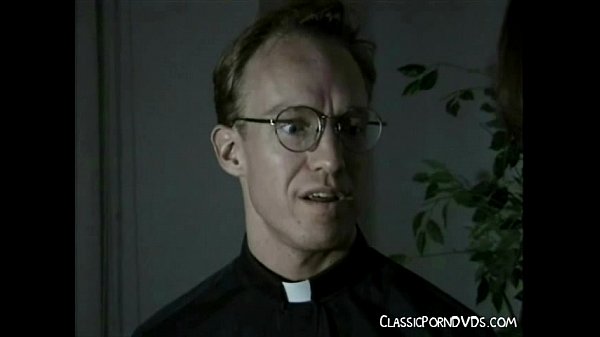 Sucio Sacerdote está yendo al infierno